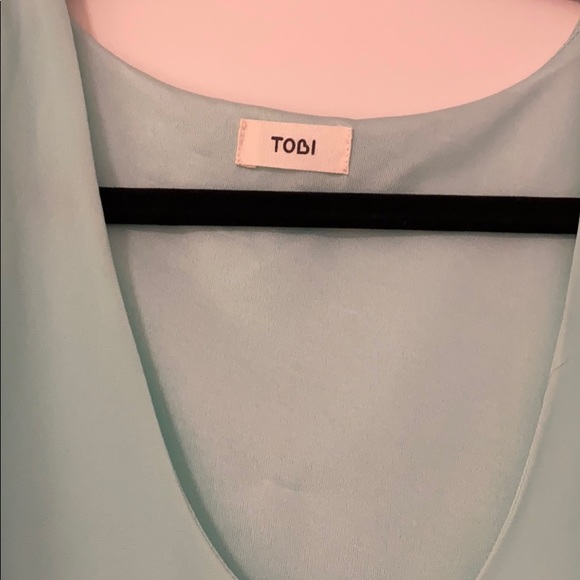 Tobi shift dress - Picture 2 of 4